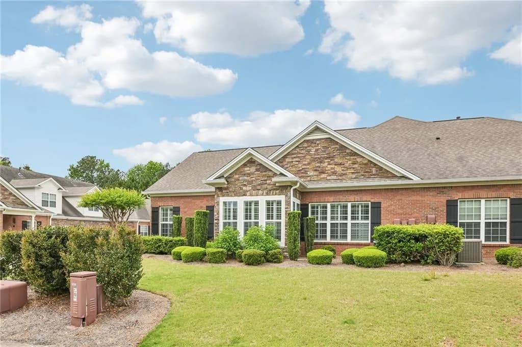 901 Haven Circle, Douglasville