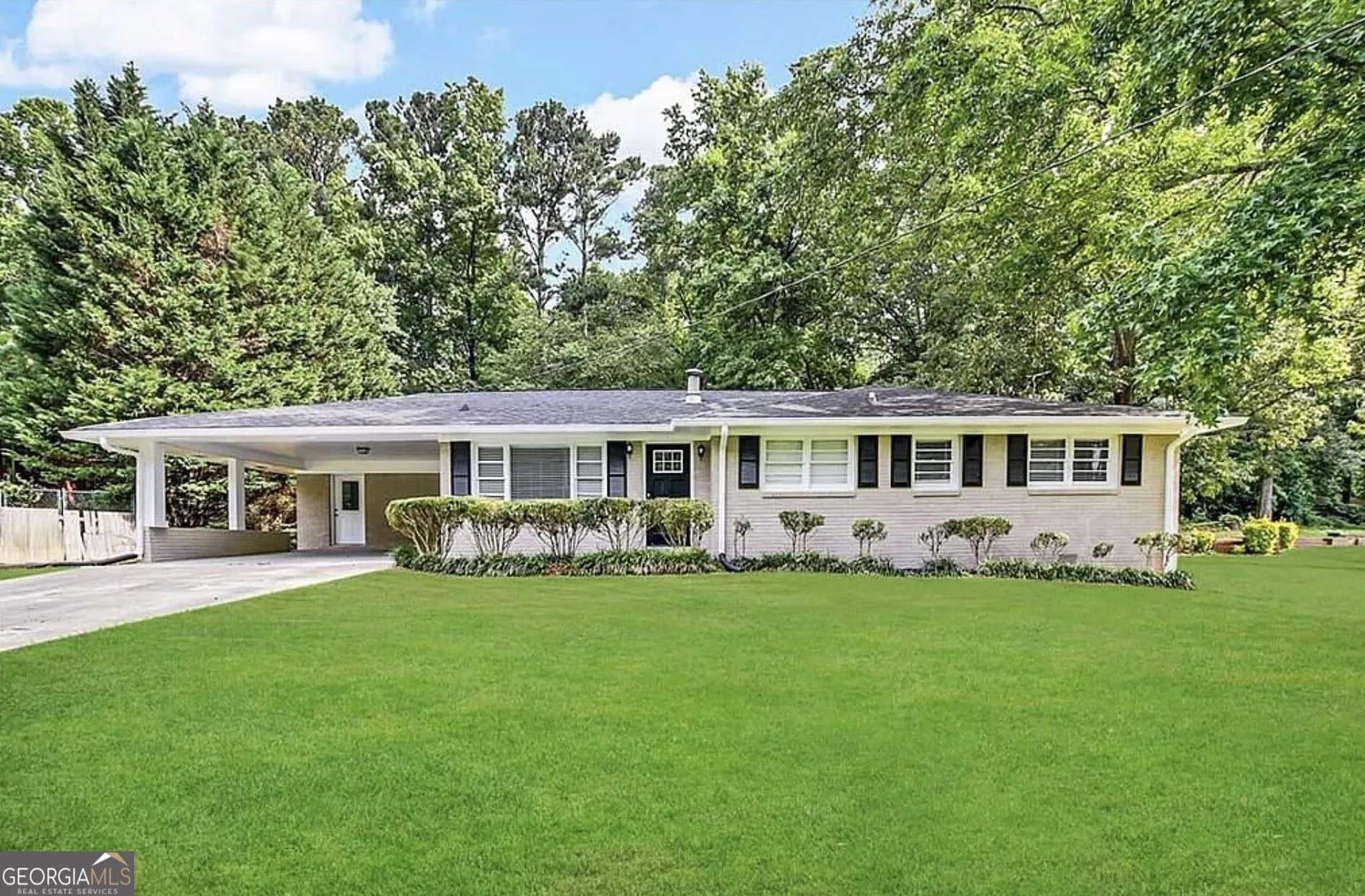 3403 Linda Dr, Lithia Springs