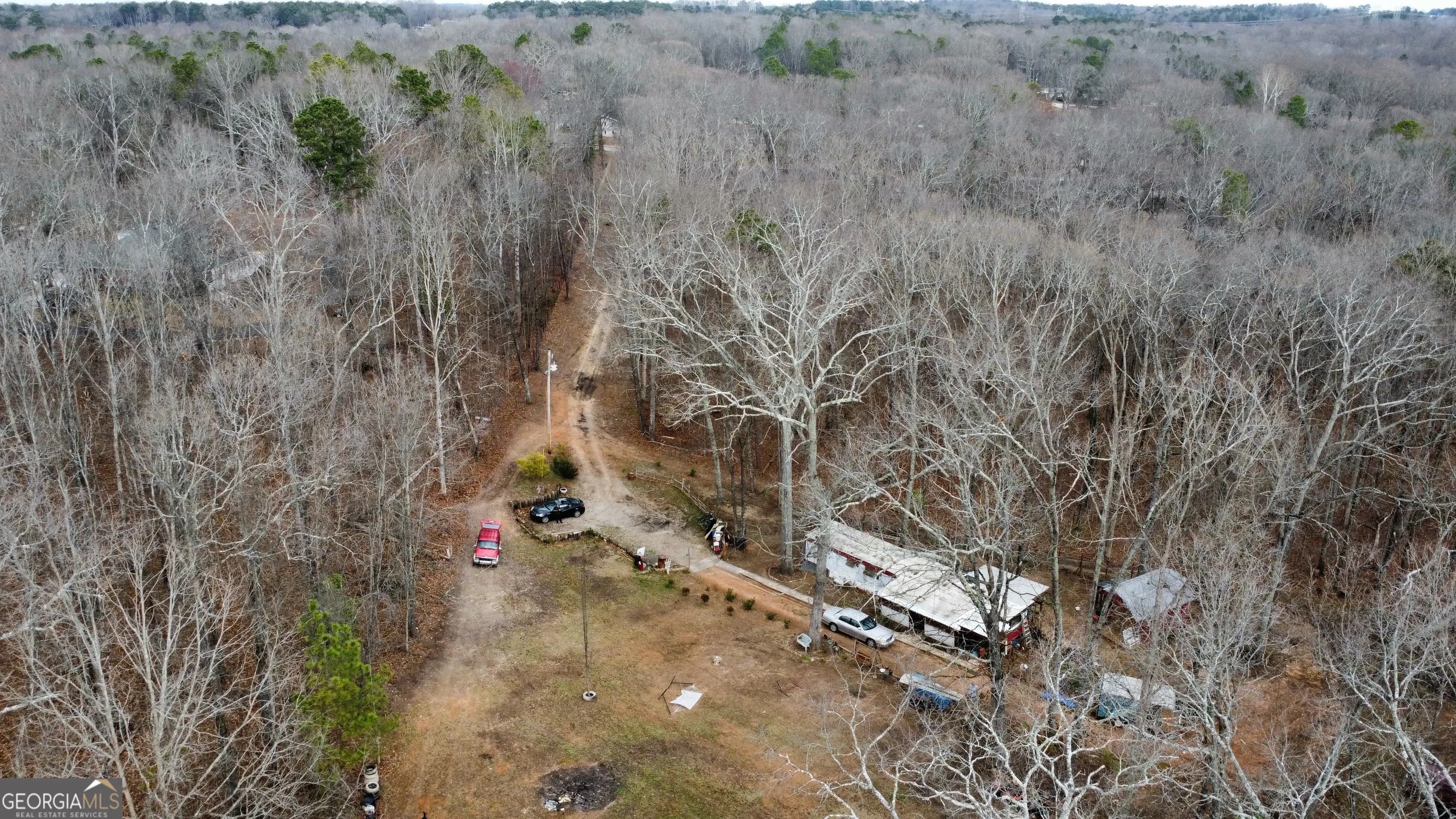 6394 Shore Dr, Douglasville
