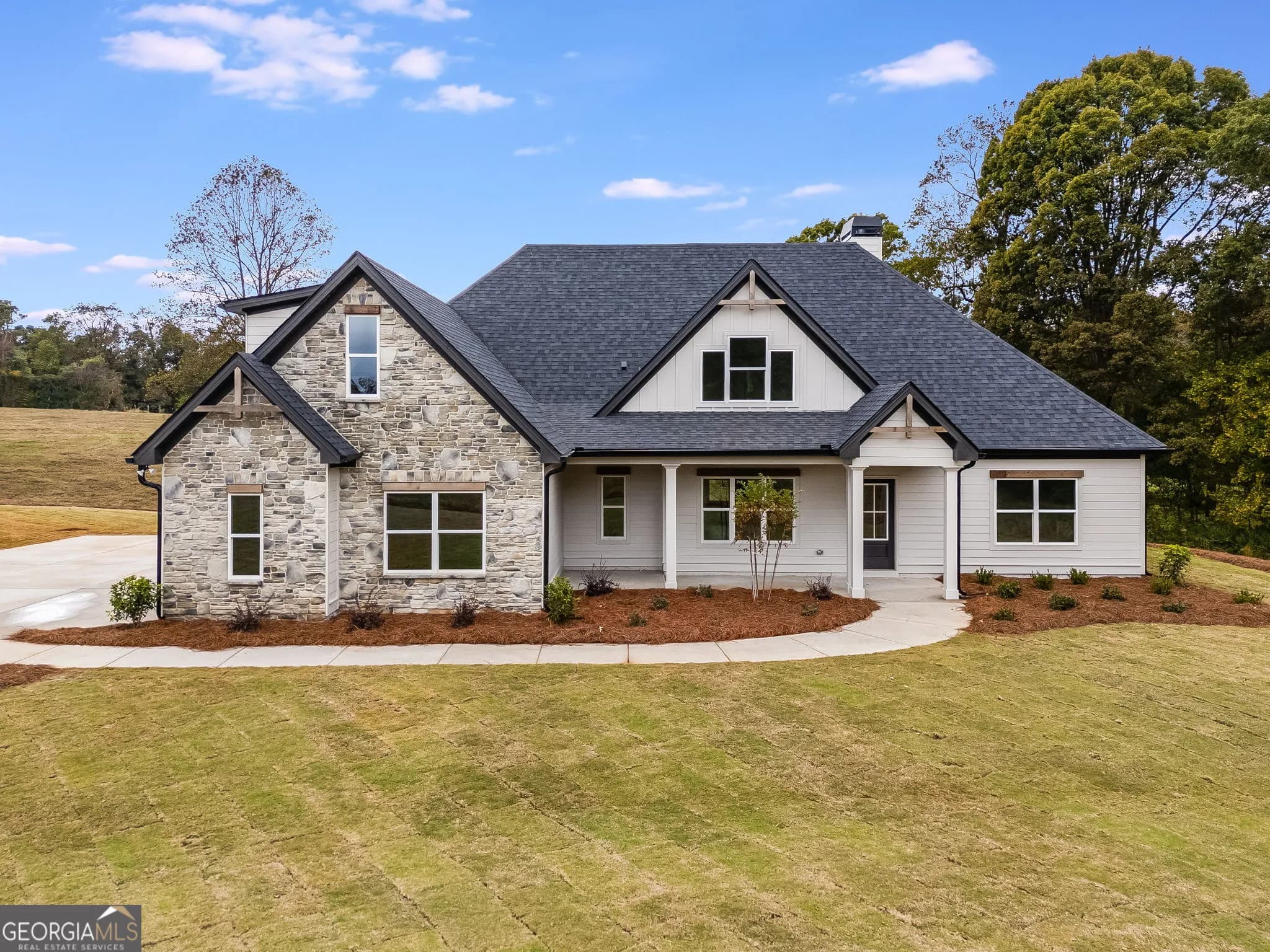 3262 Veal St, Roopville