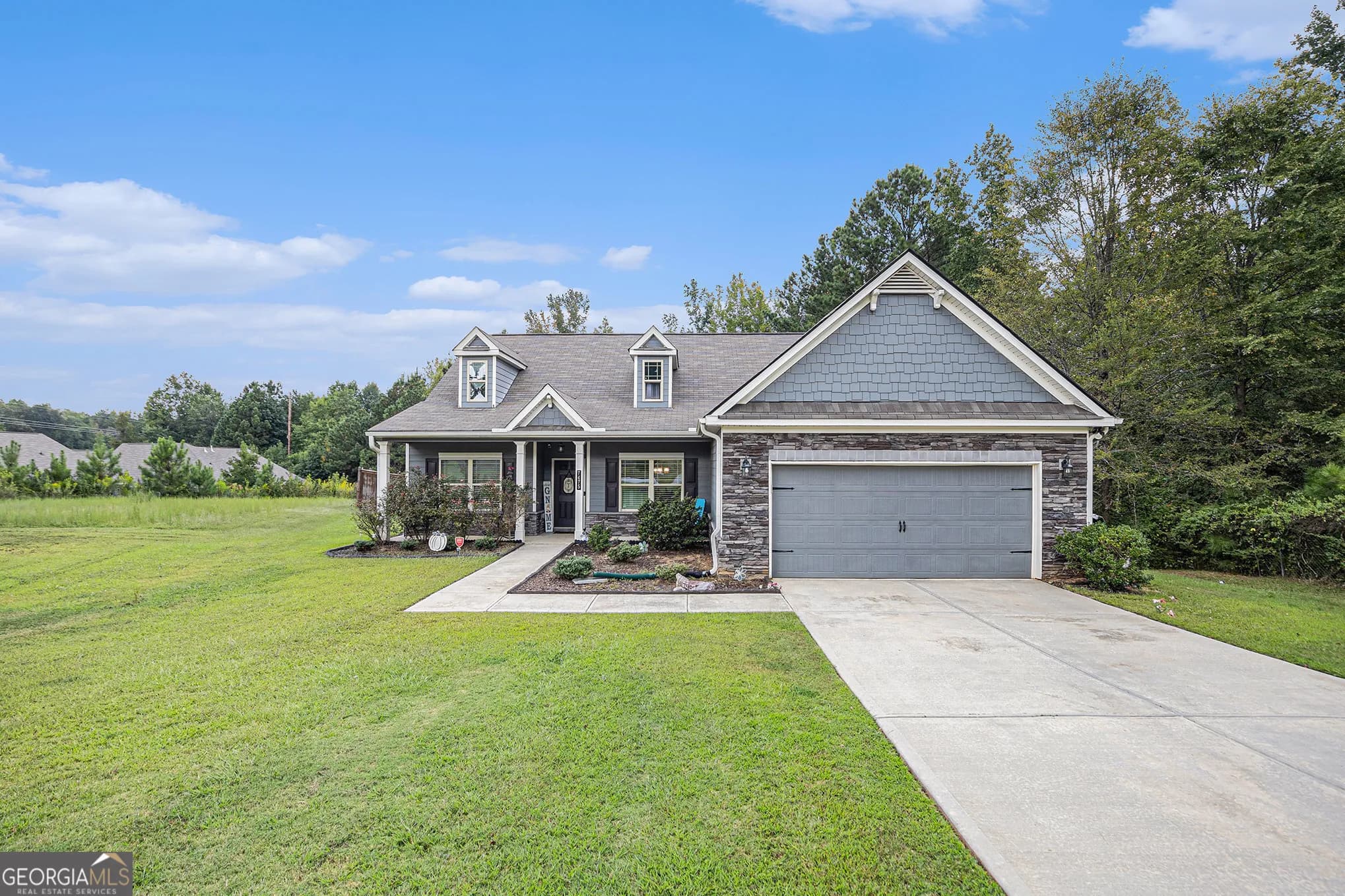 7475 Sydnee Ct, Douglasville