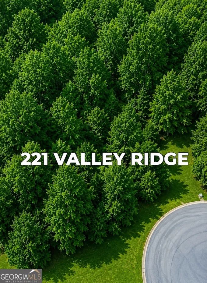 221 Valley Ridge Dr, Carrollton