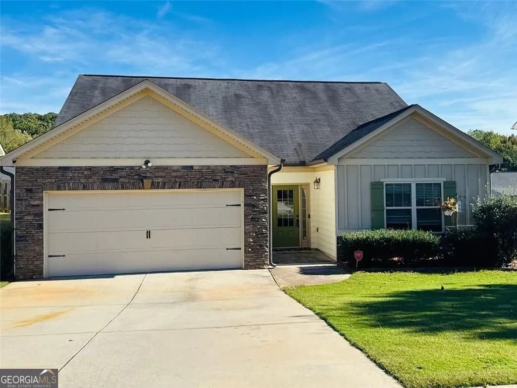 239 Summergate Ln, Villa Rica