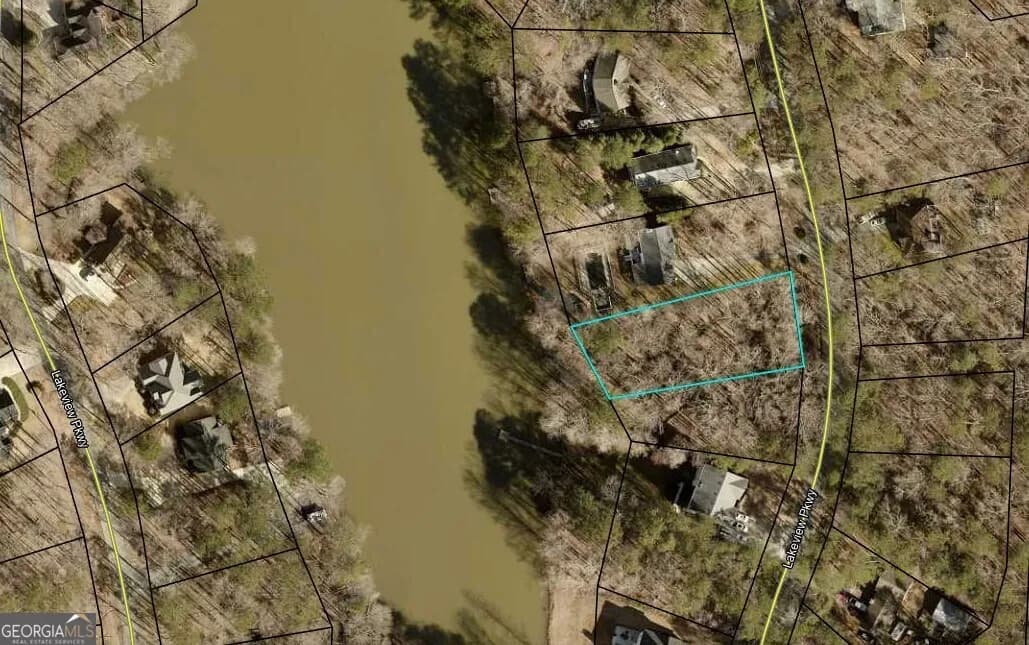 2114 Lakeview Pkwy, Villa Rica
