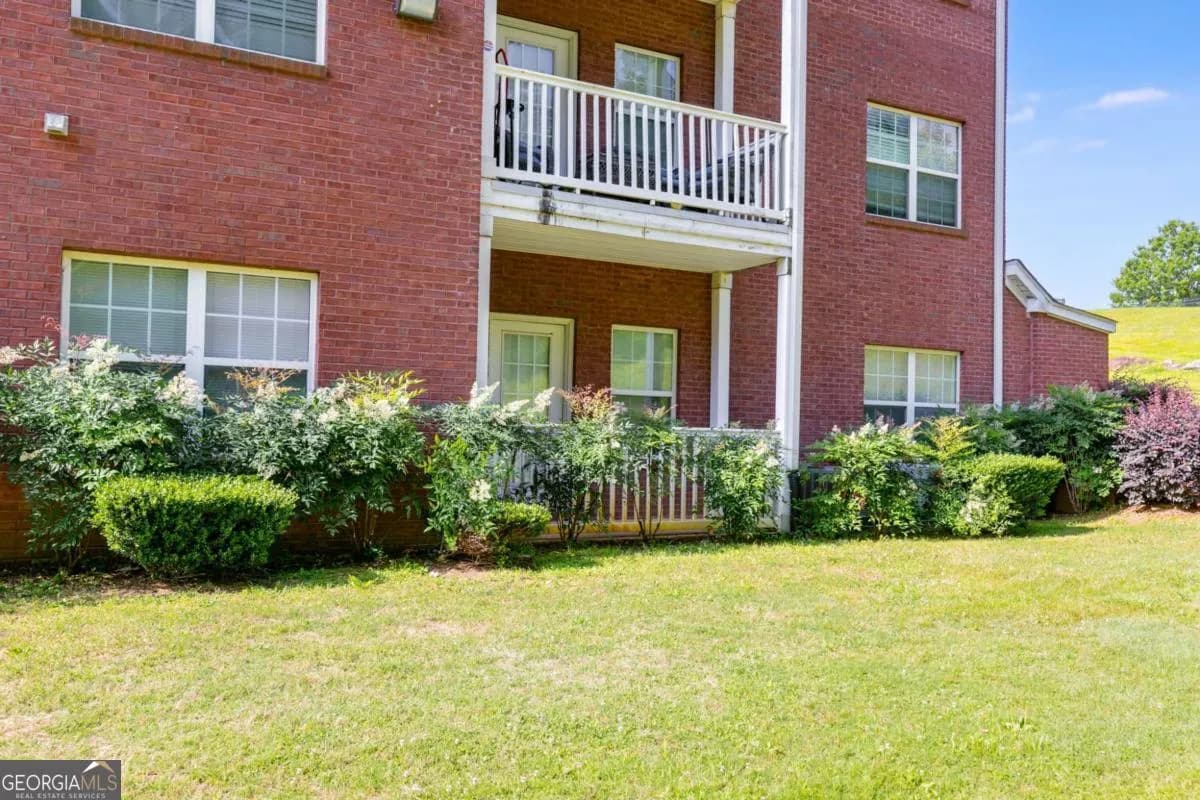 7712 Autry Cir, Douglasville