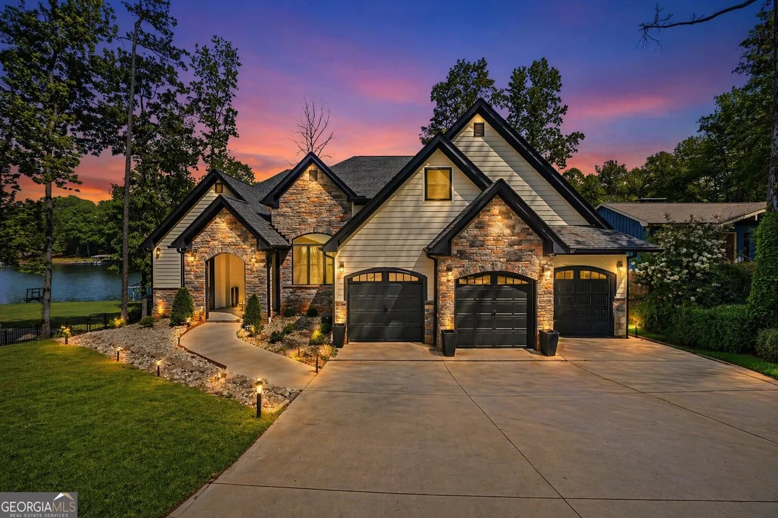 2021 Lakeview Pkwy, Villa Rica
