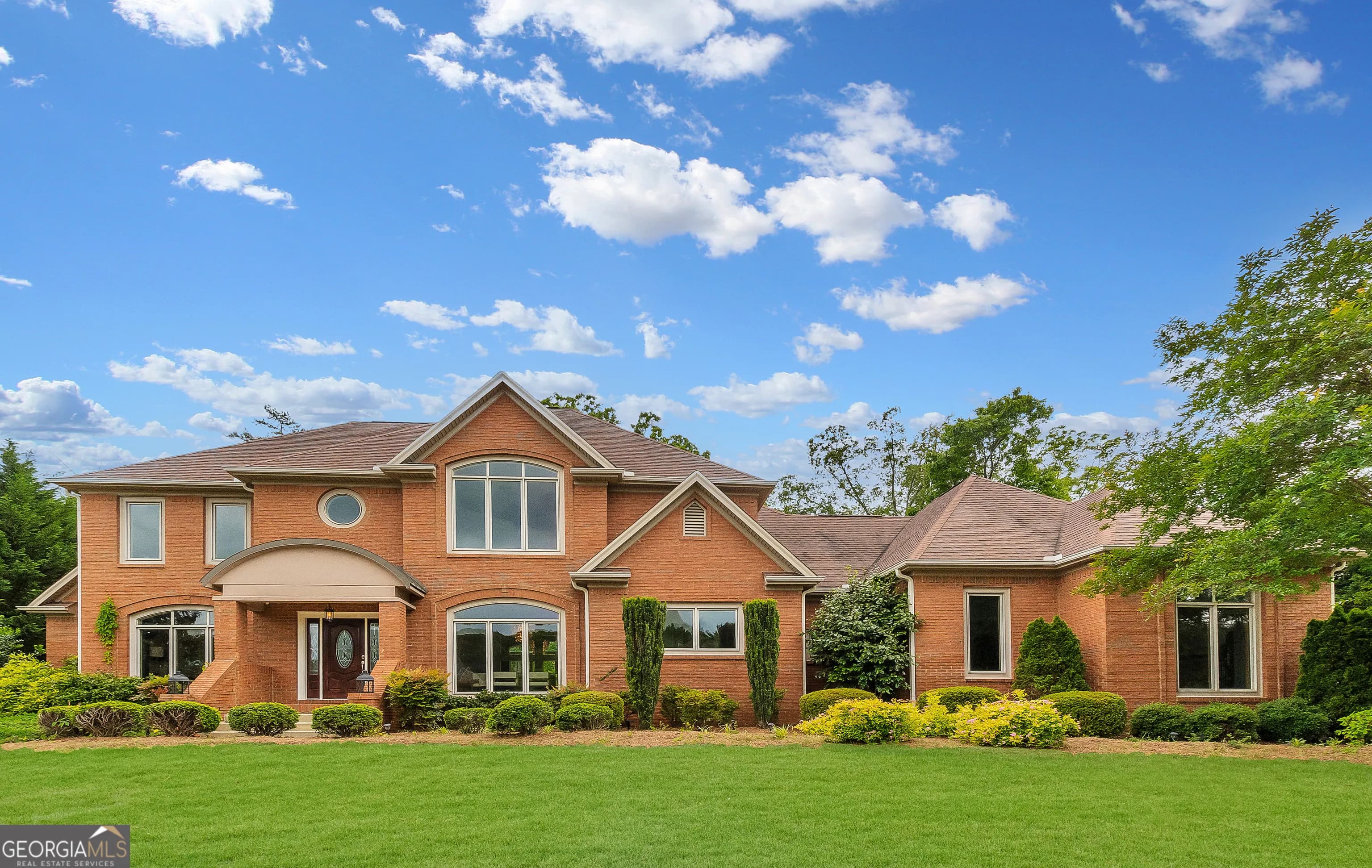 5653 Tuxedo Dr, Douglasville