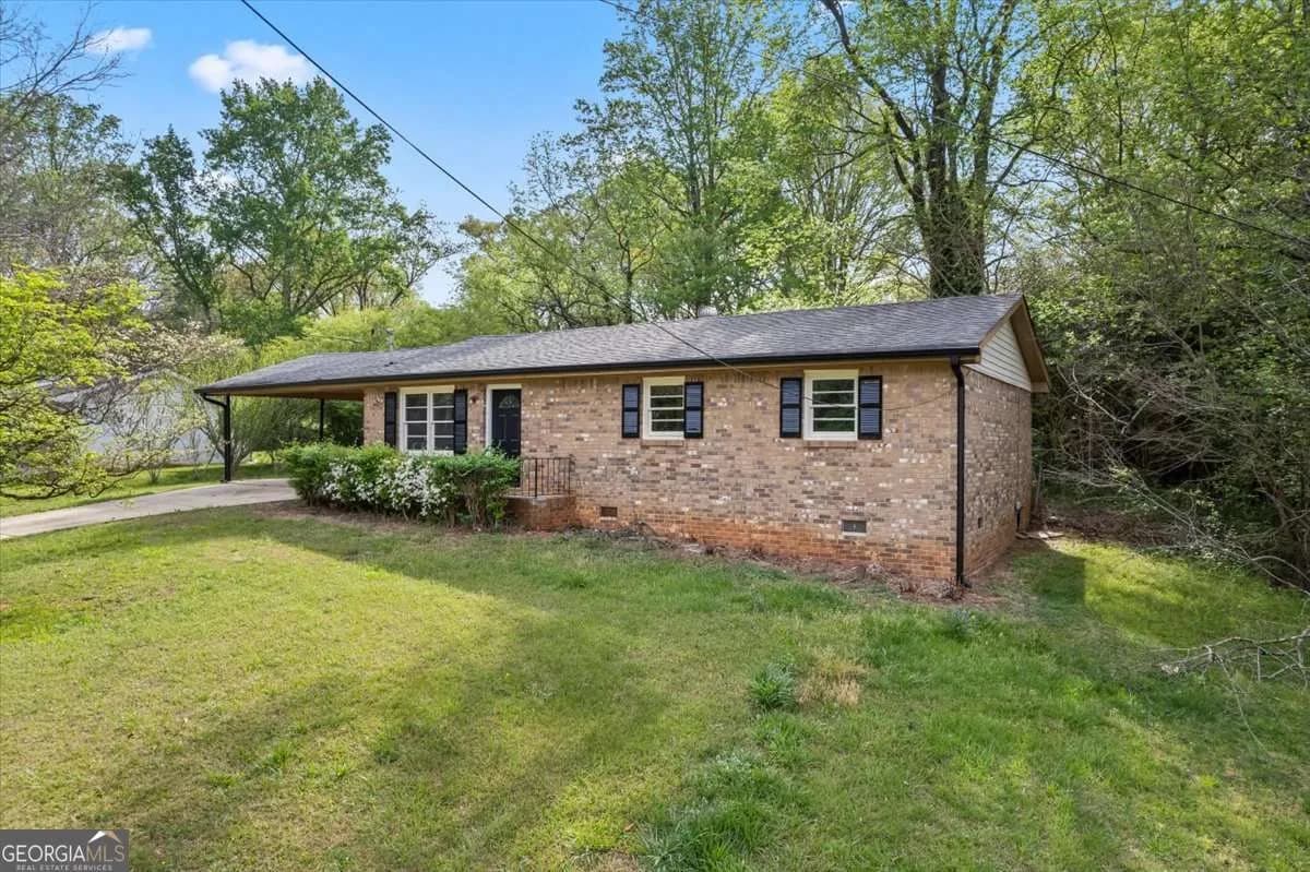 3570 Briar Dr, Lithia Springs