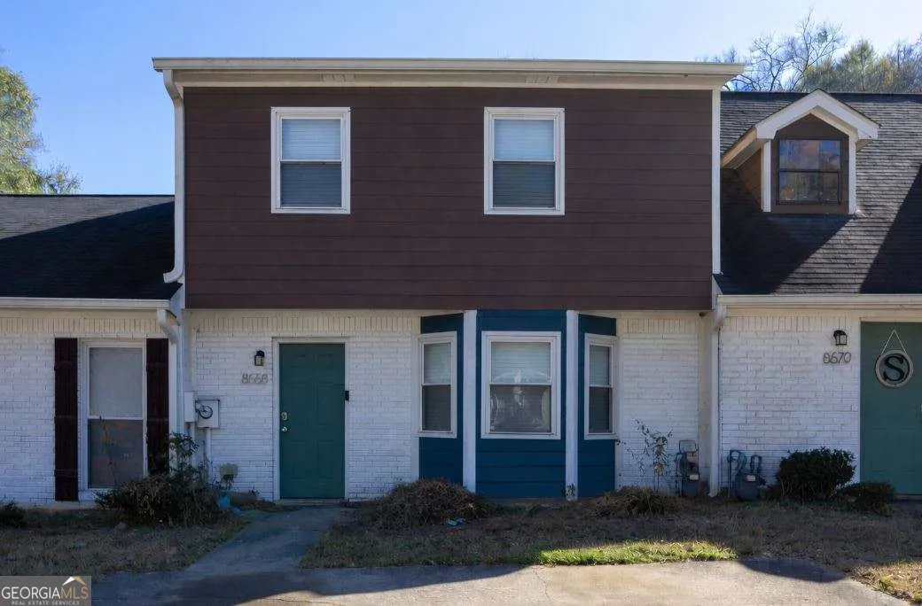 8668 Ashley Way, Douglasville