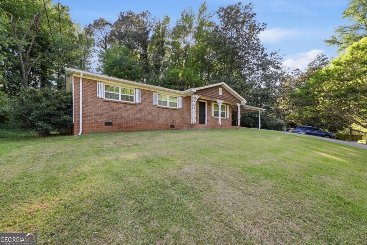 2322 Chestnut Log Loop, Lithia Springs