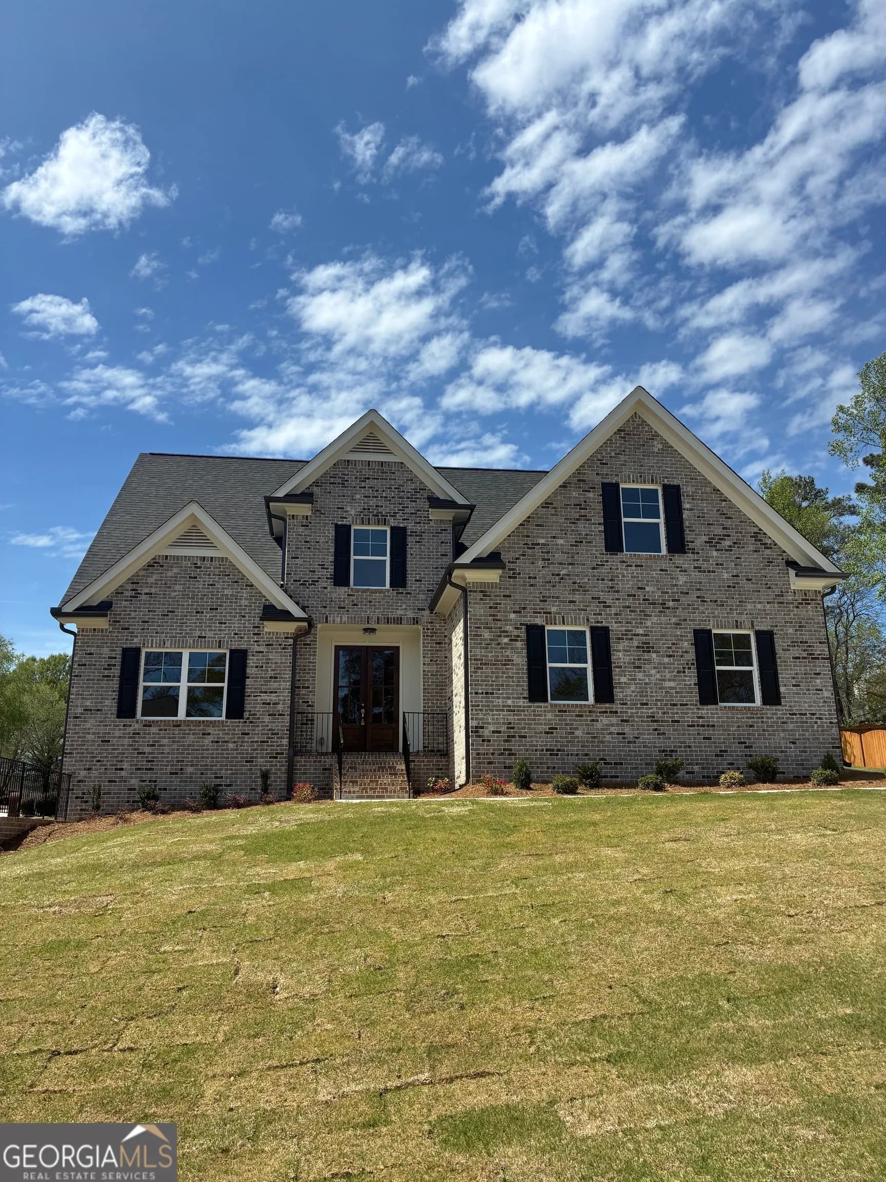 5620 Shamrock Ln, Douglasville