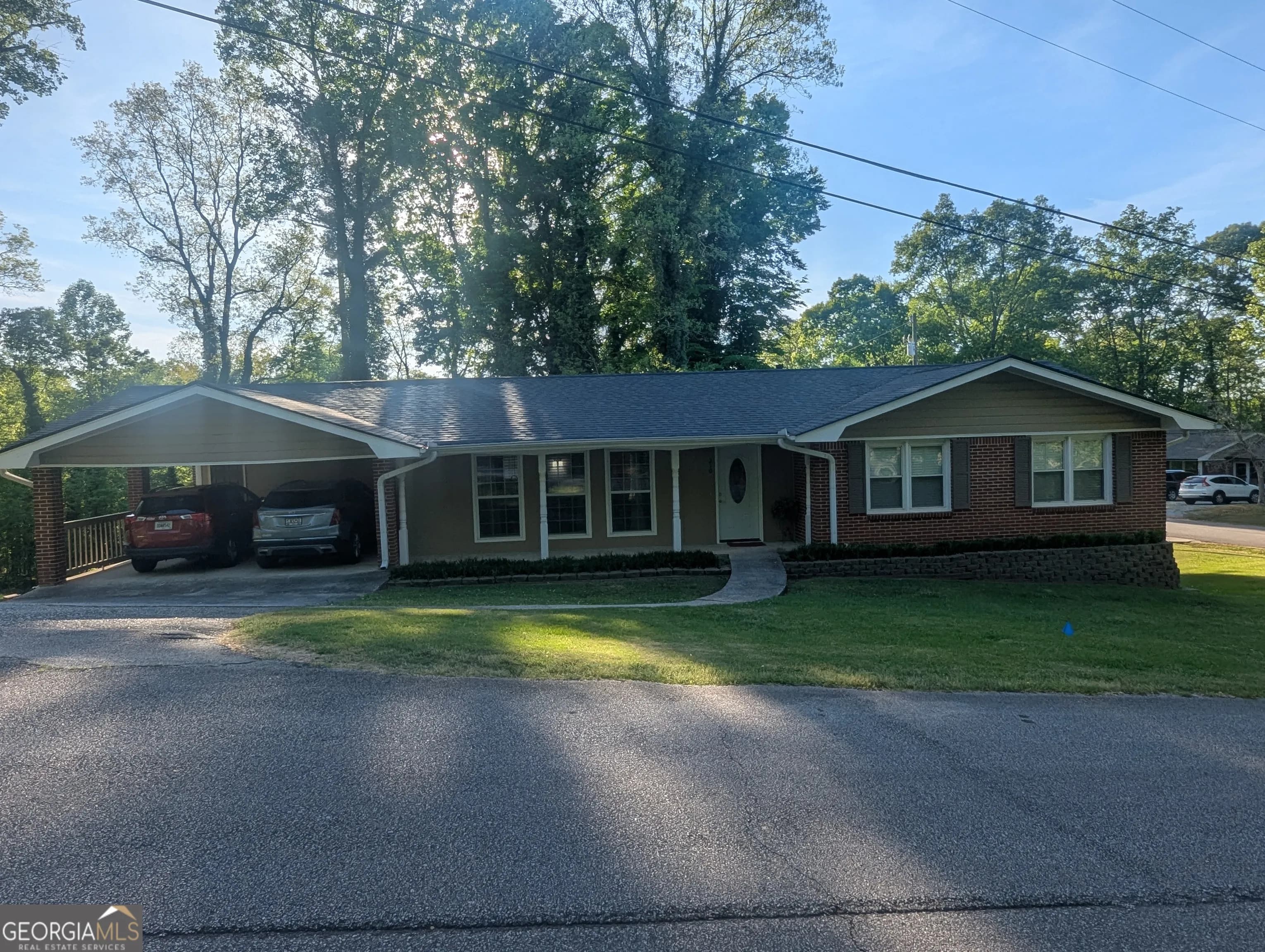 210 Greenwood Ln, Carrollton