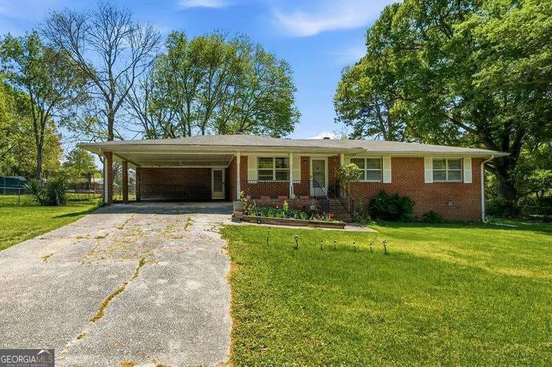 1210 Topaz Ln, Villa Rica
