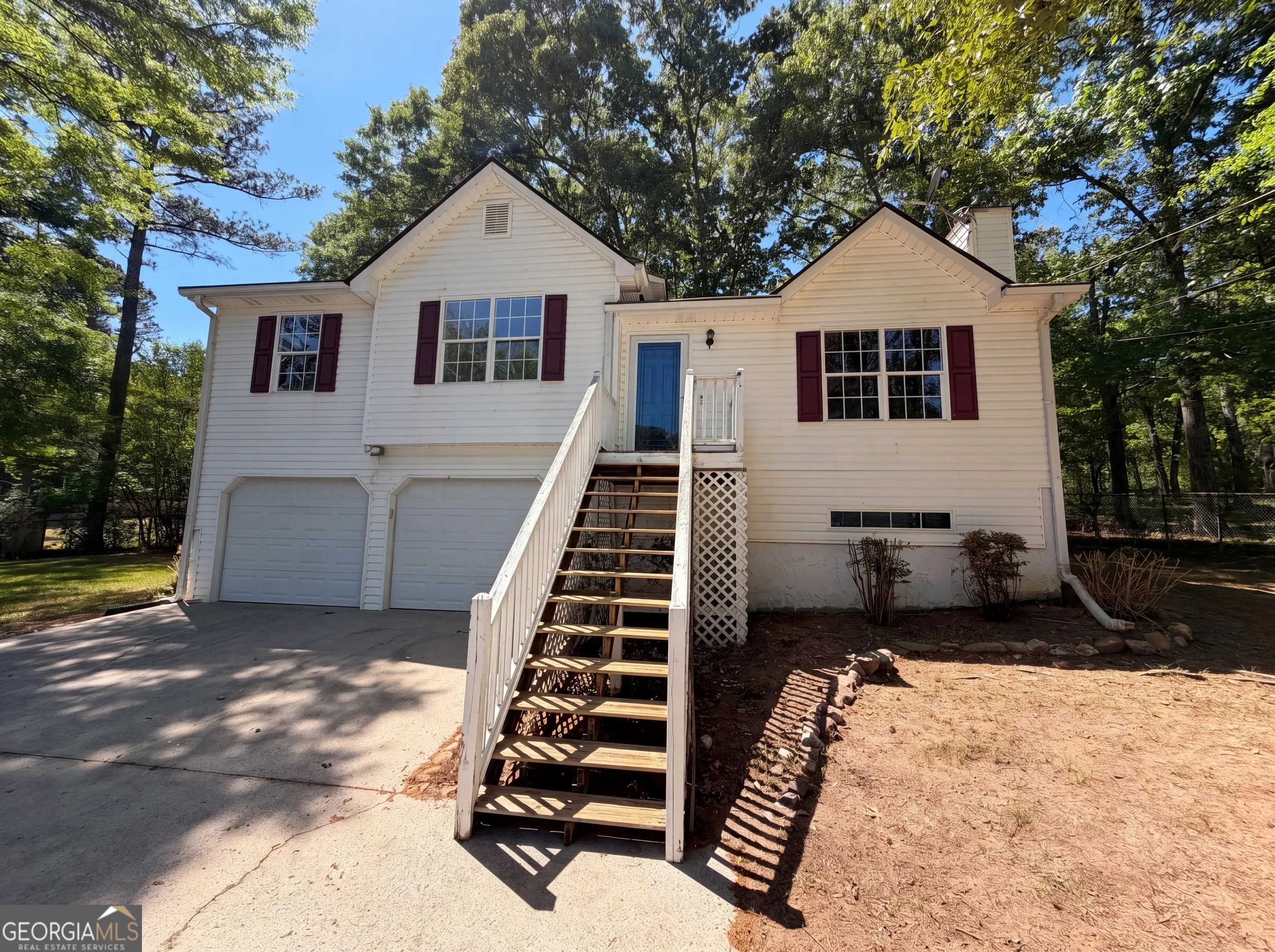 123 Burton Dr, Douglasville