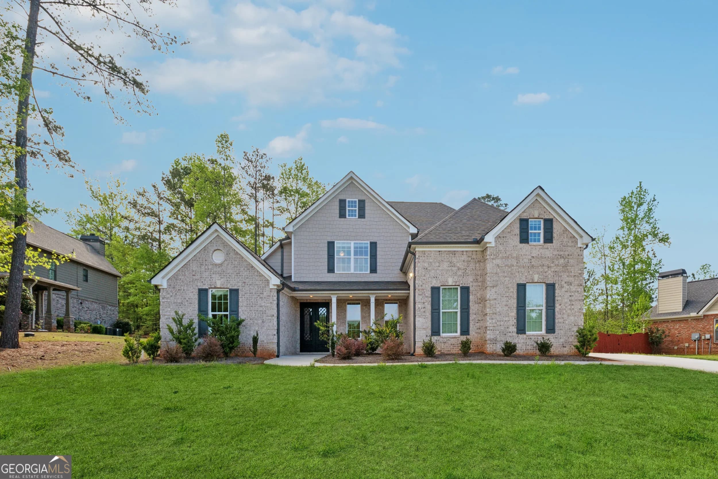 7260 Bluewater Ln, Douglasville