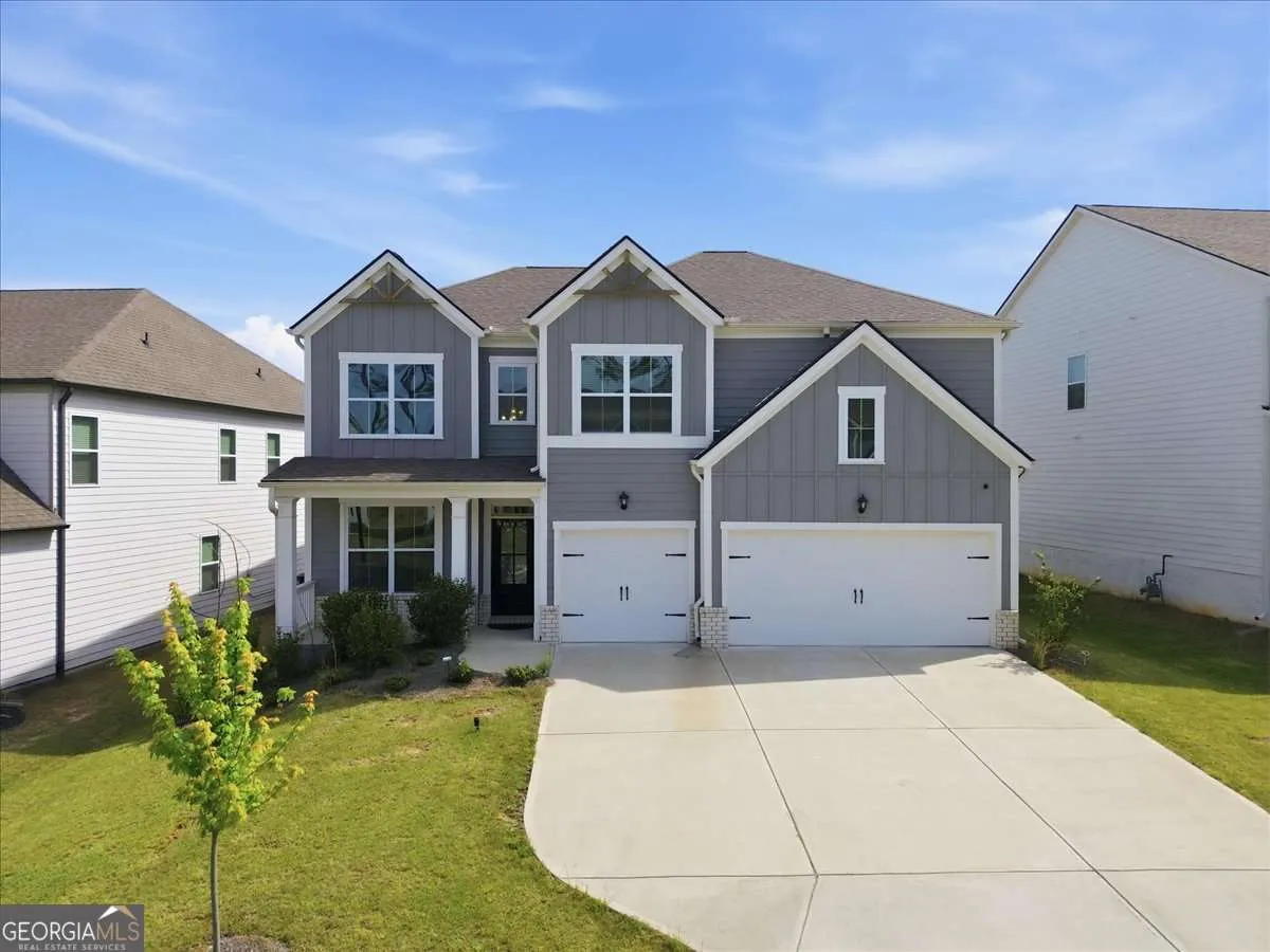 880 Garnet Dr, Acworth