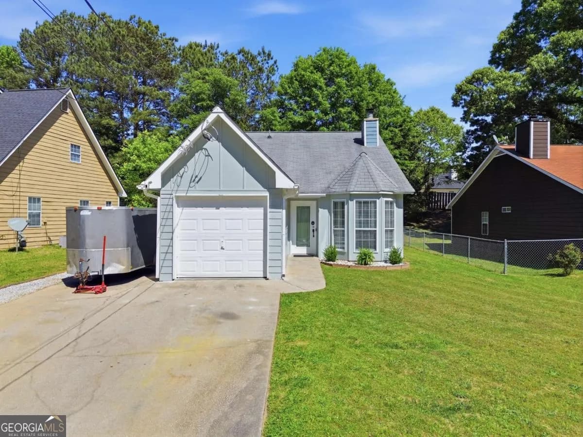 8048 Fieldstream Way, Douglasville