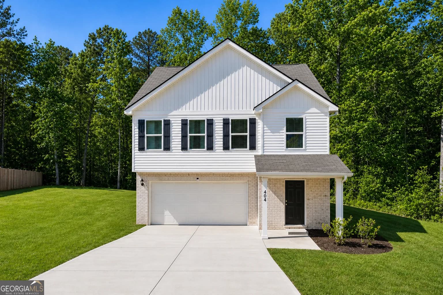 404 Cassidy Trl, Douglasville