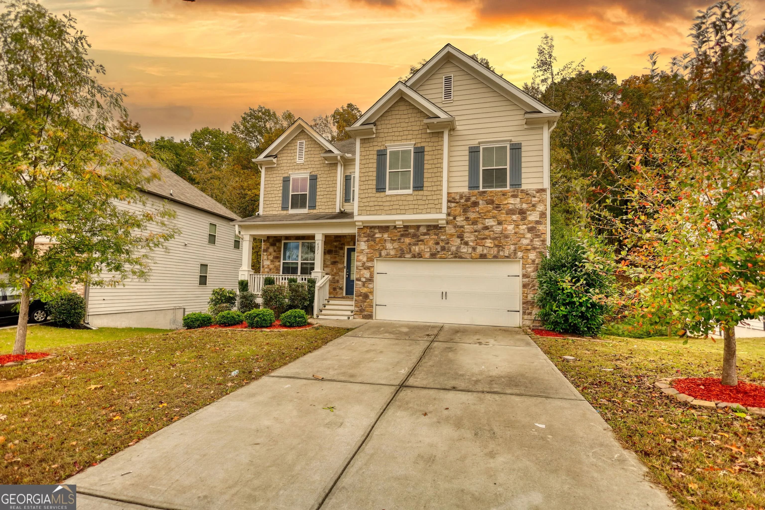 6571 Bluffview Dr, Douglasville