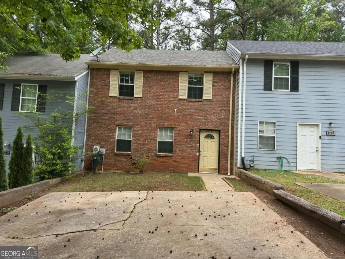 6717 Lakewood Dr, Douglasville