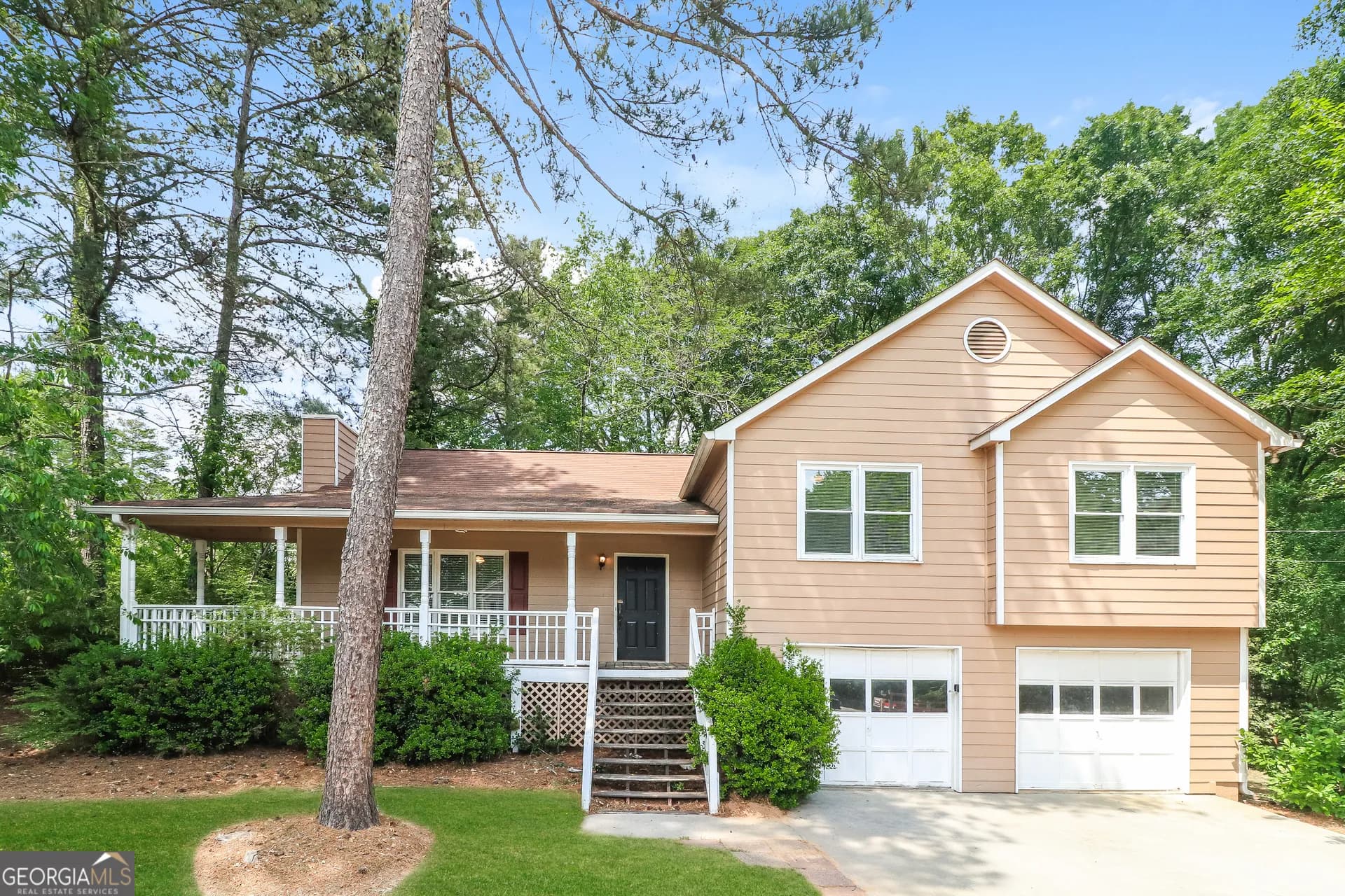 21 Willow Bend Dr, Hiram