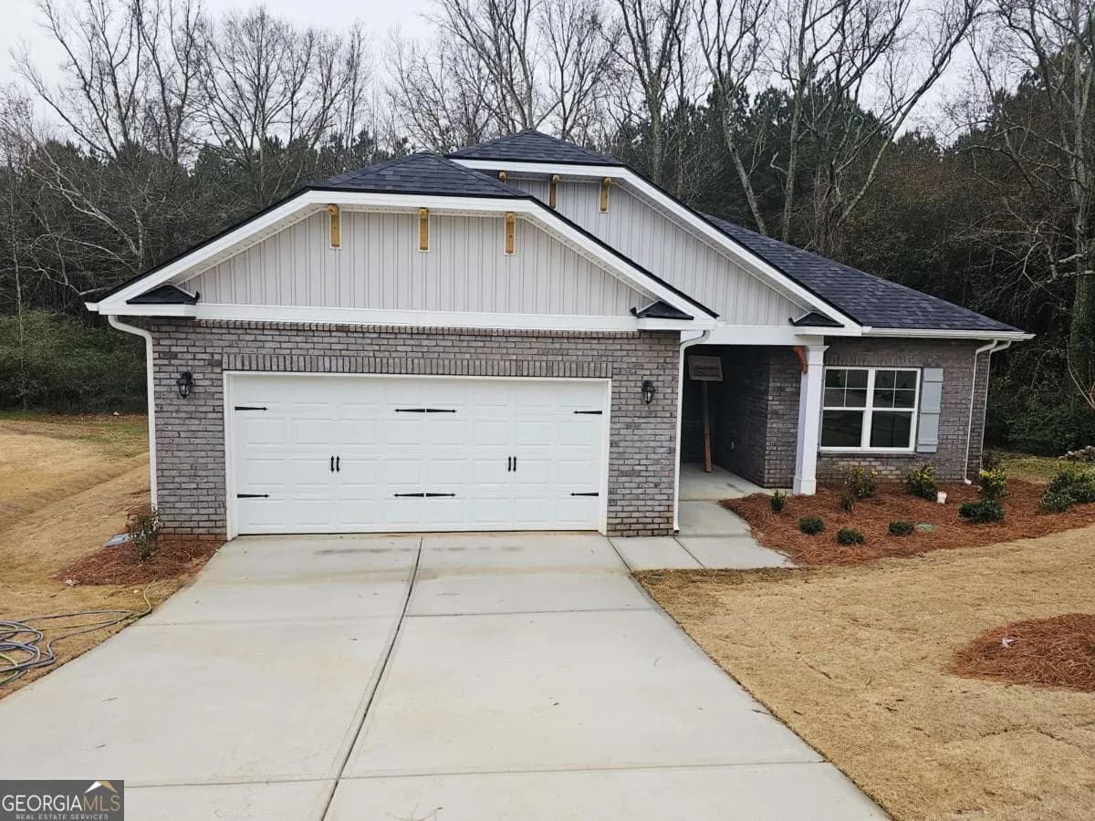 216 Rhett Dr, Bowdon