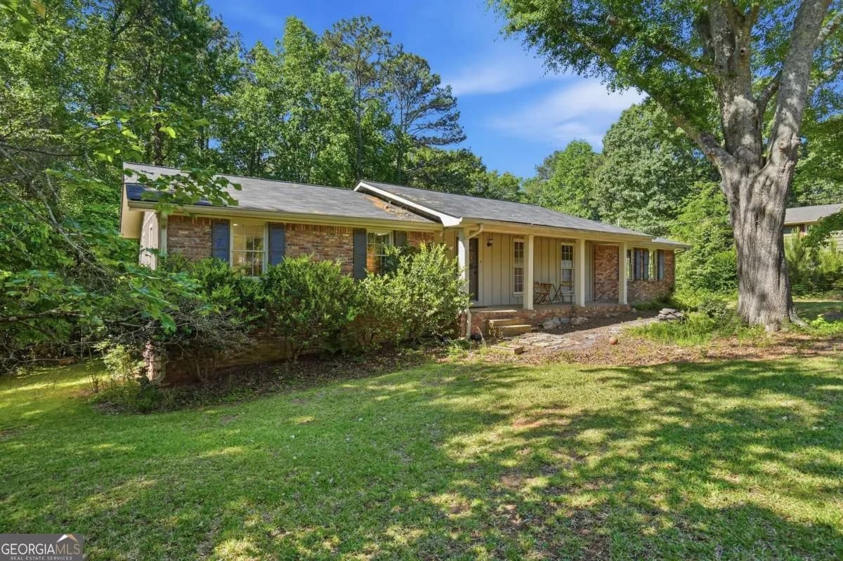 4845 Jennifer Ln, Douglasville