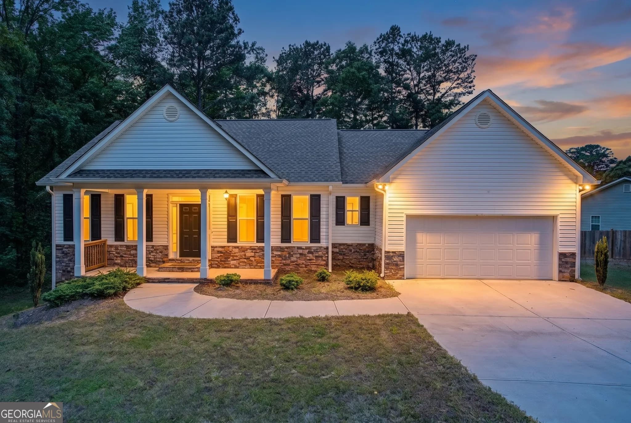 504 Iris Way, Villa Rica