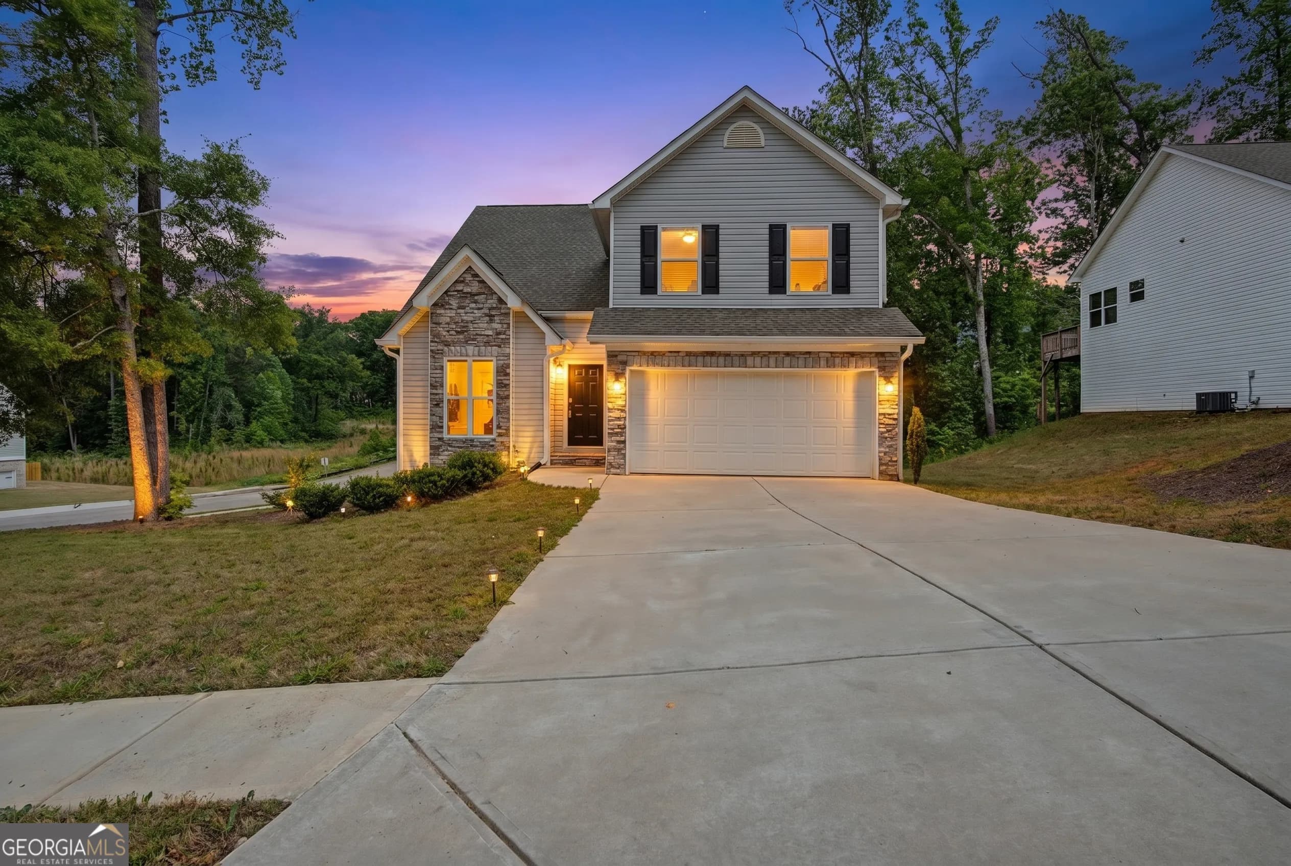 102 Woodside Ct, Temple