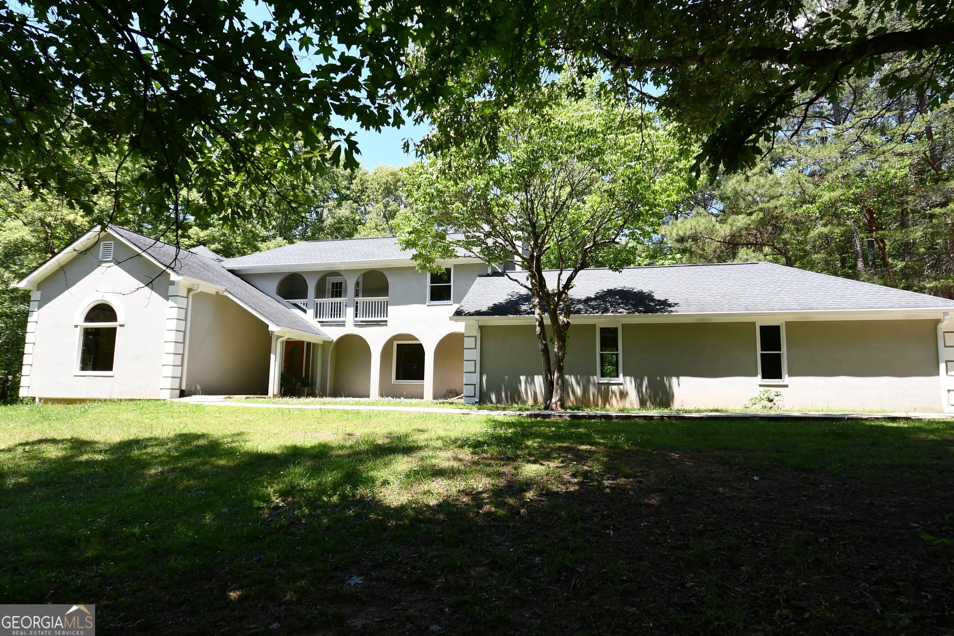 1933 Highway 101 N, Dallas