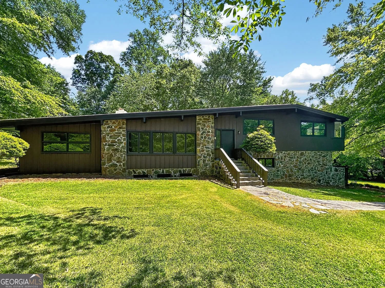 703 Laurel St, Bremen
